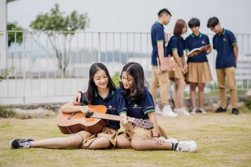 Có Nên Học Đại Học Dân Lập? Đại Học Dân Lập Có Gì Tốt?